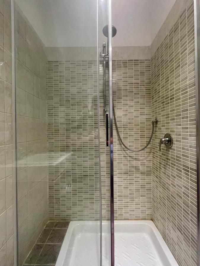 Niu Sunny Apartment Генуя Екстер'єр фото